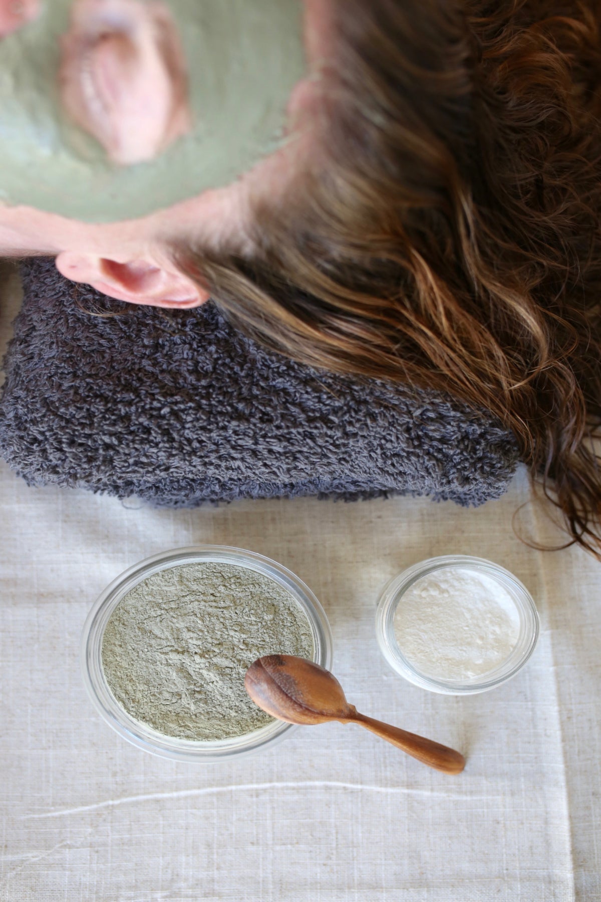 Cuidados com a pele de adolescentes: receitas de ervas e rotinas simples