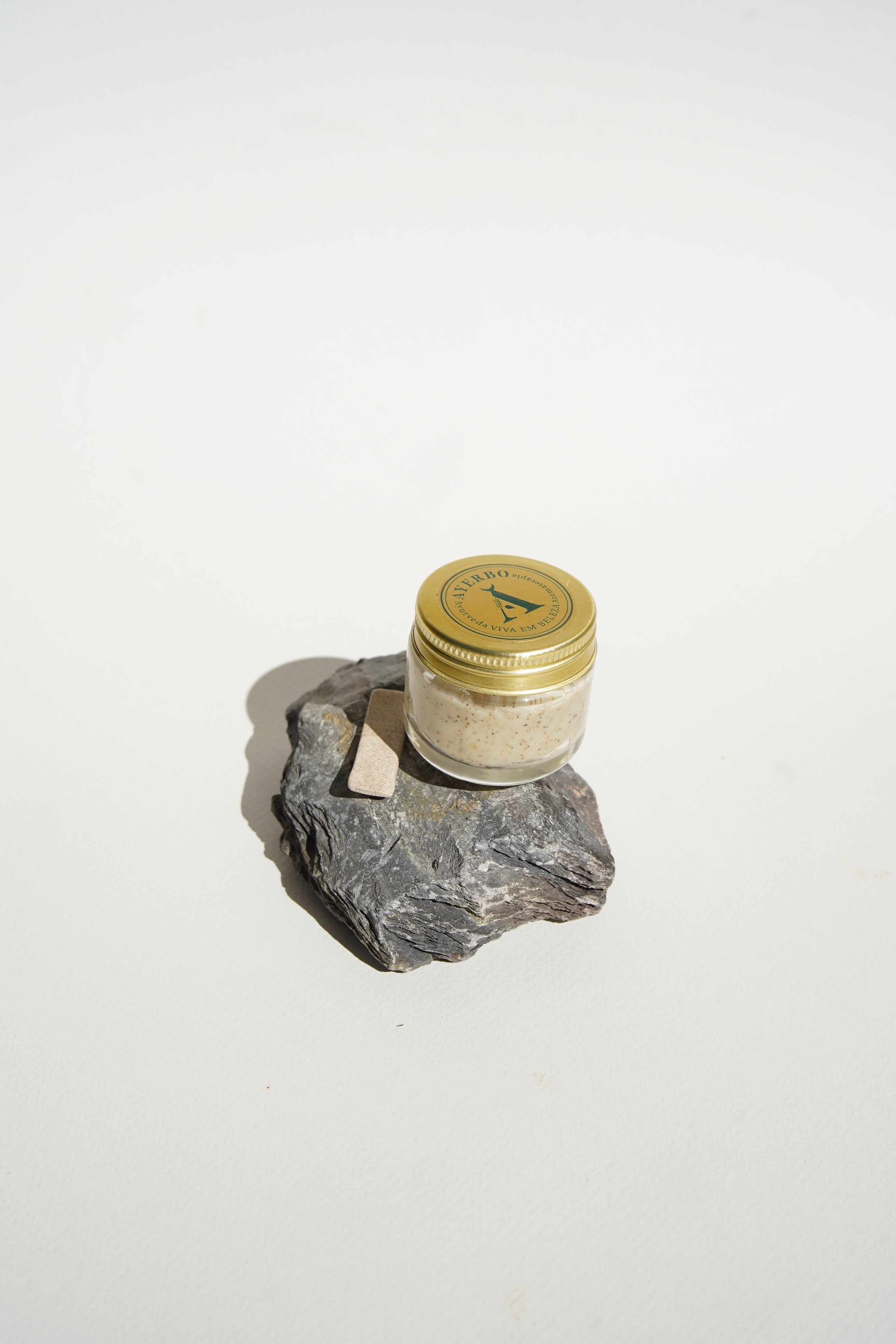Ayerbo - Viva em Beleza, Farmácia e Perfumaria Botânica Ayurveda